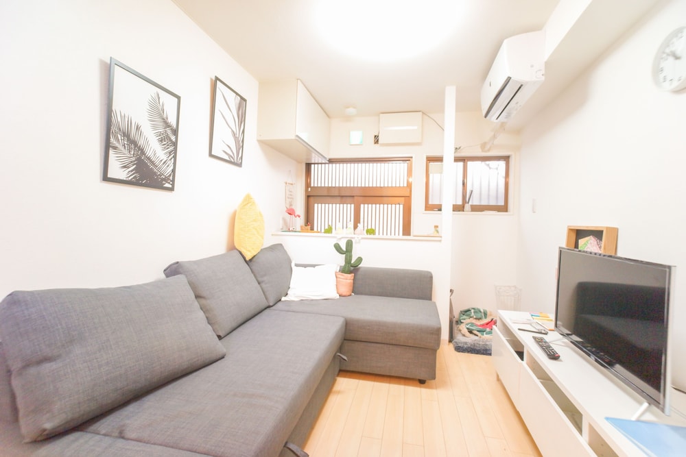 House, 2 Bedrooms