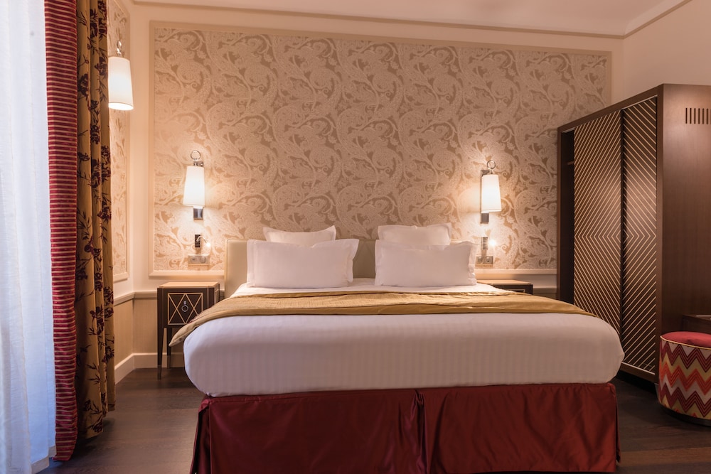 Superior Triple Room photo 3