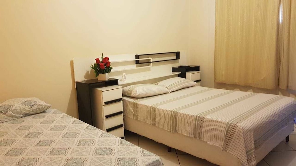 House, 2 Bedrooms photo 1