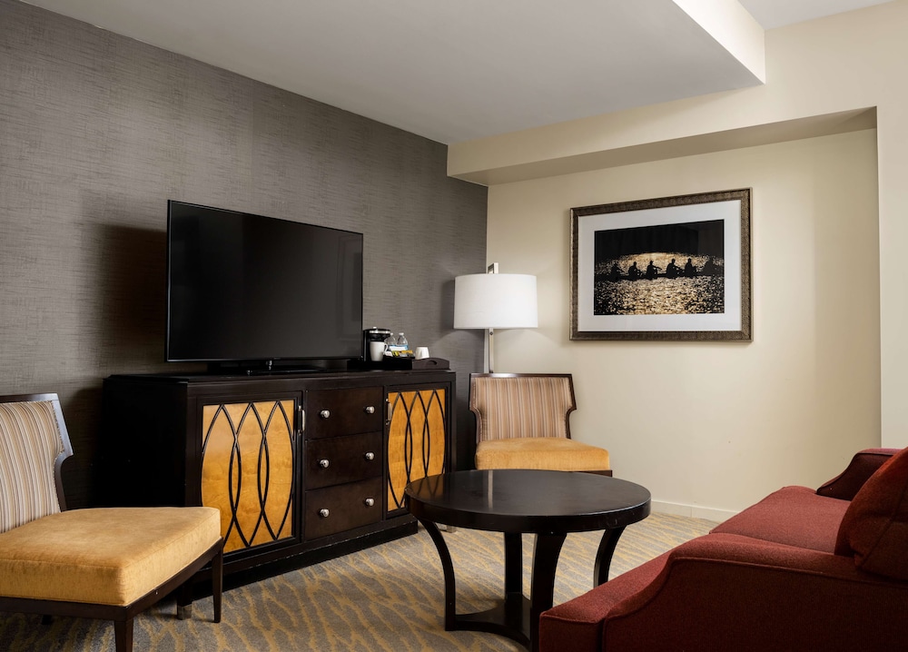 Superior Room, 1 King Bed - Photo 2