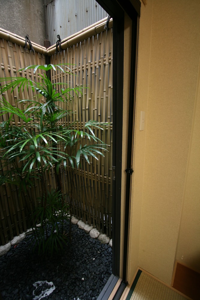 Triple Room, Private Bathroom (1-3 People), Non Smoking photo 2