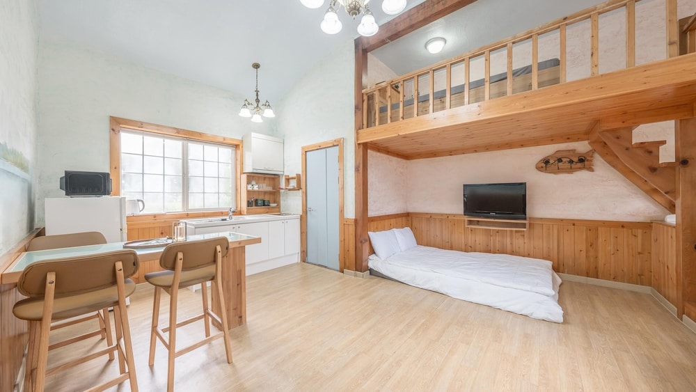 Basic Room, 1 Bedroom (Sanghai) - Photo 1