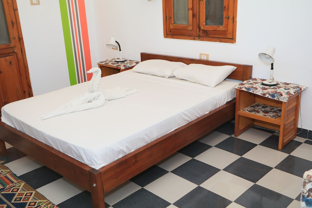 Deluxe Double or Twin Room, Garden View
