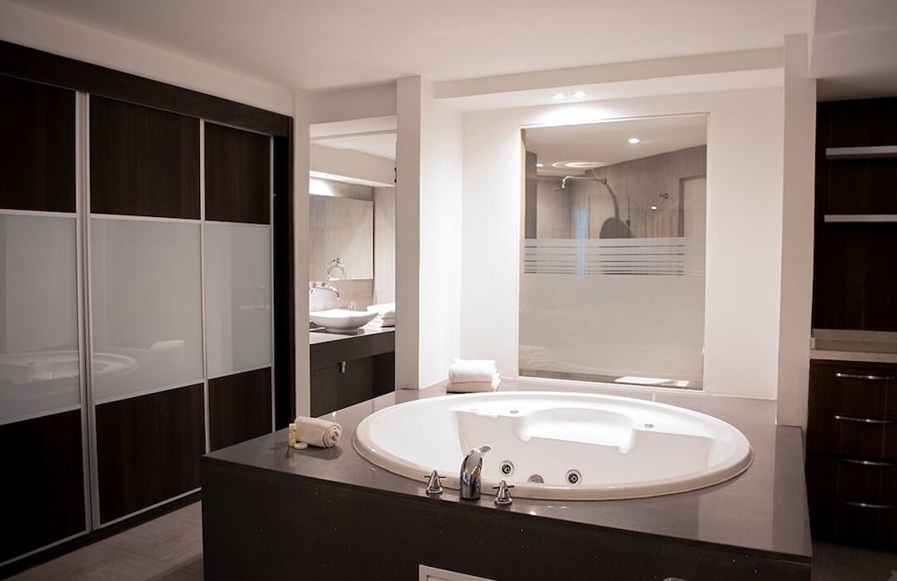 Superior Studio Suite photo 2