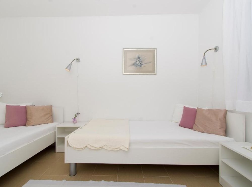 Apartment (Apartments Villa Olea - Apartment wit) photo 1