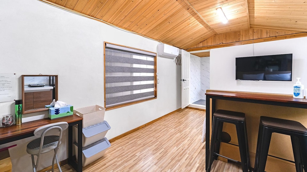 Basic Room, 1 Bedroom (couple3) - Photo 2