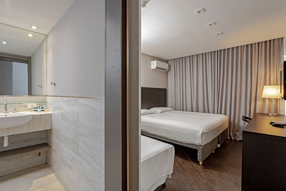 Family Triple Room - Photo 4