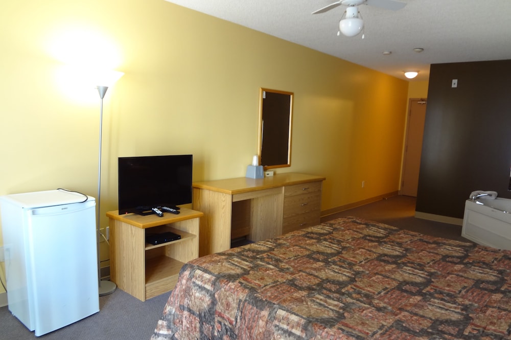 Deluxe Room, 1 King Bed With Jacuzzi photo 3