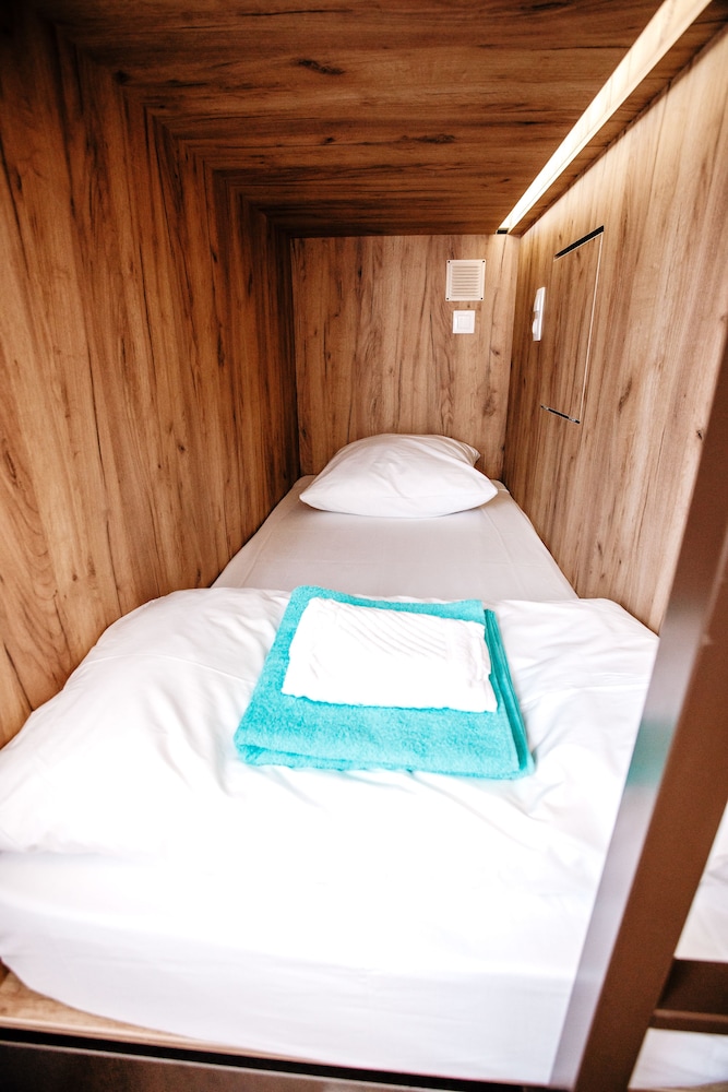 Shared Dormitory, Mixed Dorm (8 beds)