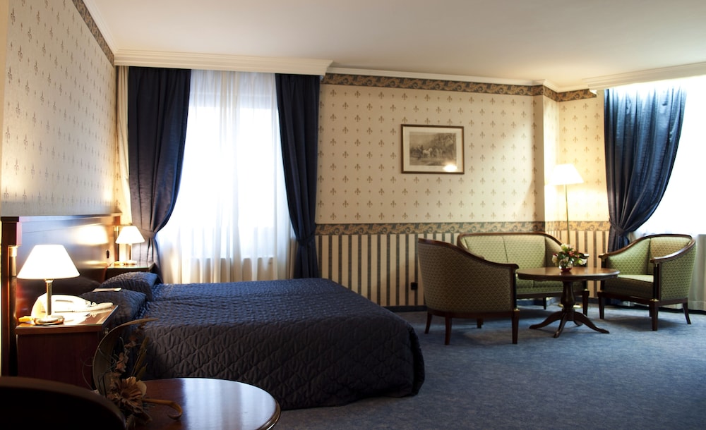 Deluxe Double Room, Private Bathroom photo 1