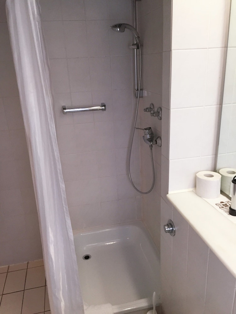 Superior Double or Twin Room - Photo 5
