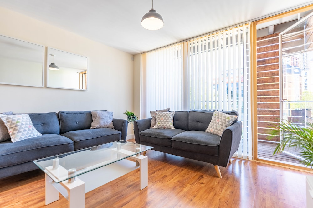 City Apartment, 1 Double Bed, City View photo 1