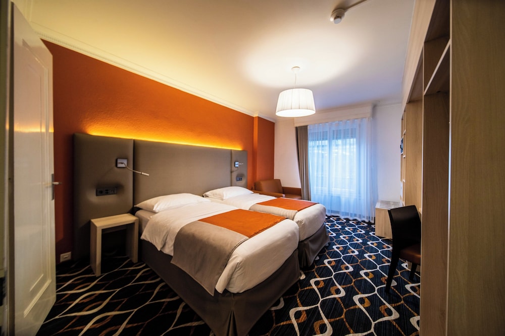 Classic Twin Room - Photo 1