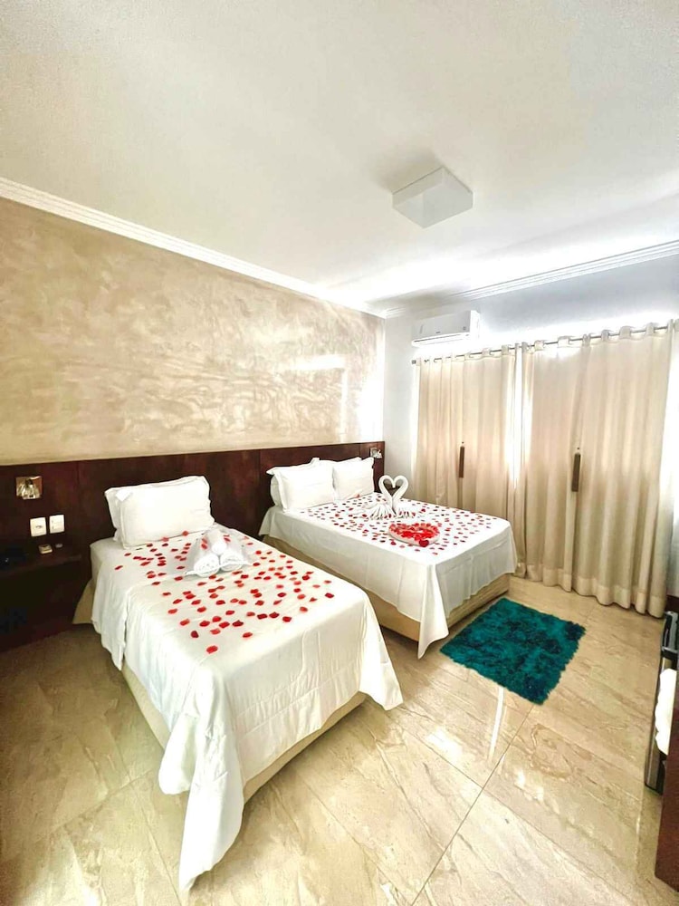 Deluxe Suite photo 1