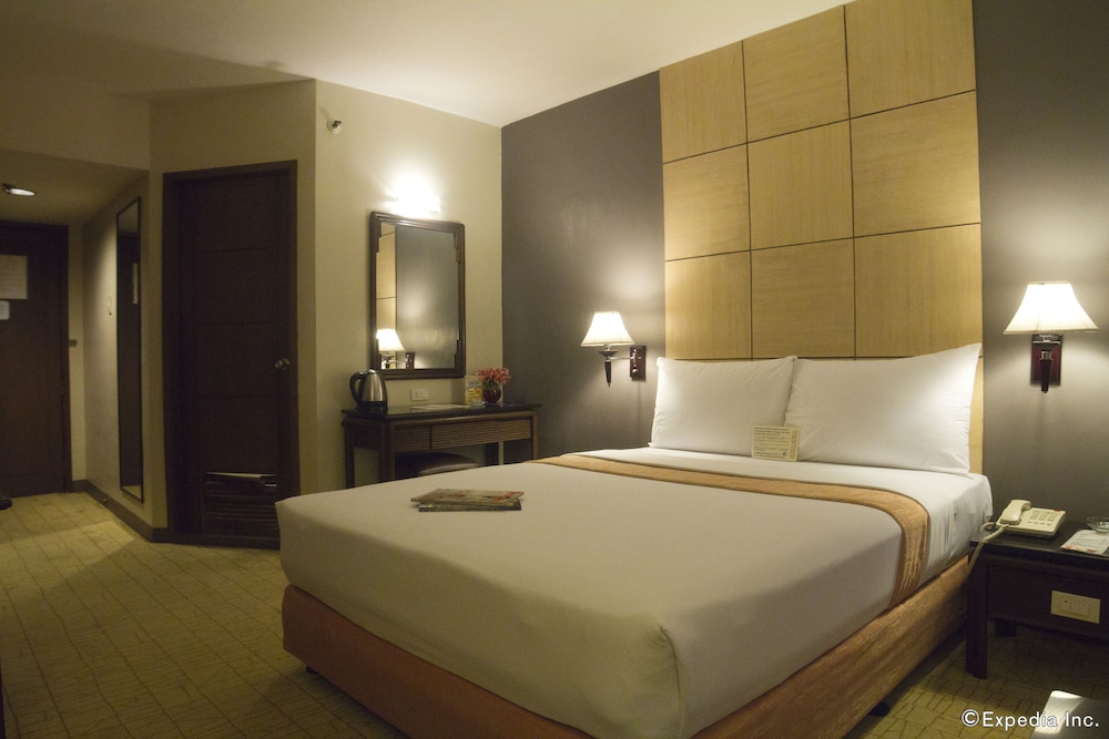 Deluxe Room, 1 Double Bed - Photo 3