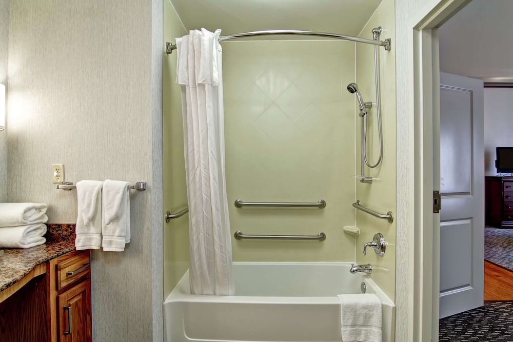 ADA Accessible, Suite, 1 King Bed, Accessible, Bathtub (Mobility & Hearing) - Photo 7
