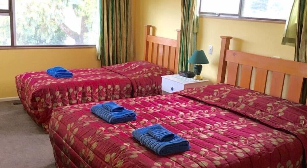 Standard Twin Room, Shared Bathroom