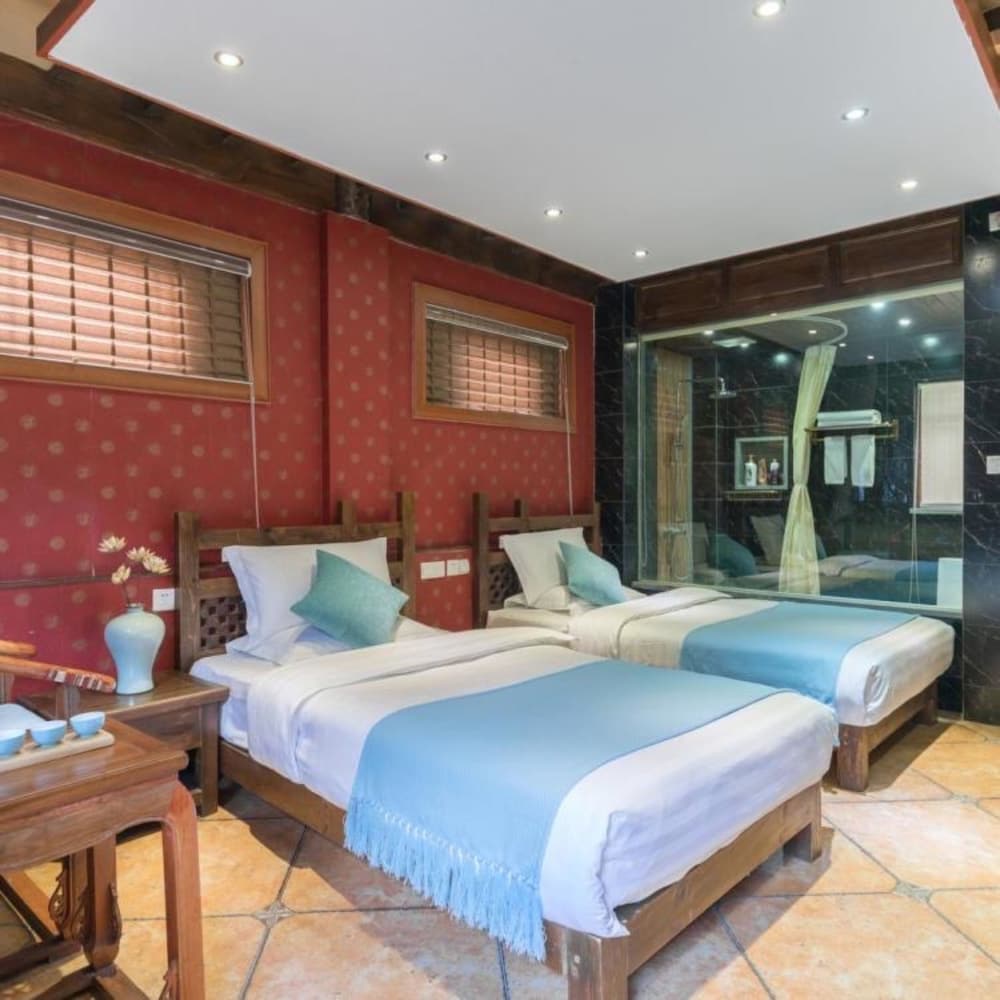 Deluxe Twin Room photo 3