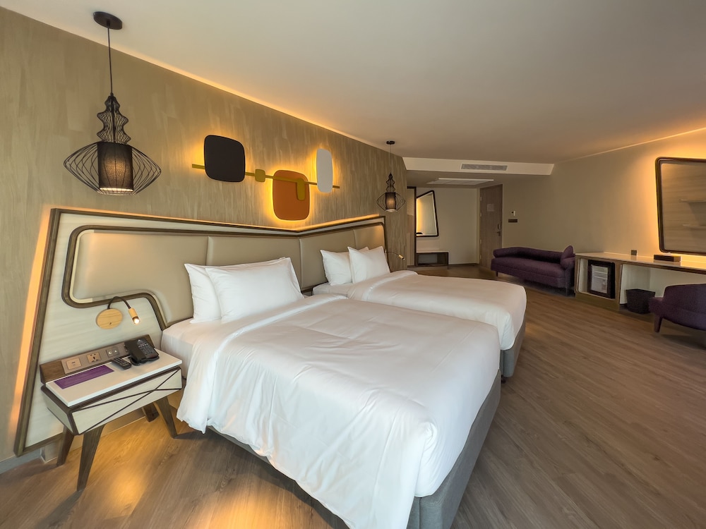 Amethyst Executive Room - Photo 5