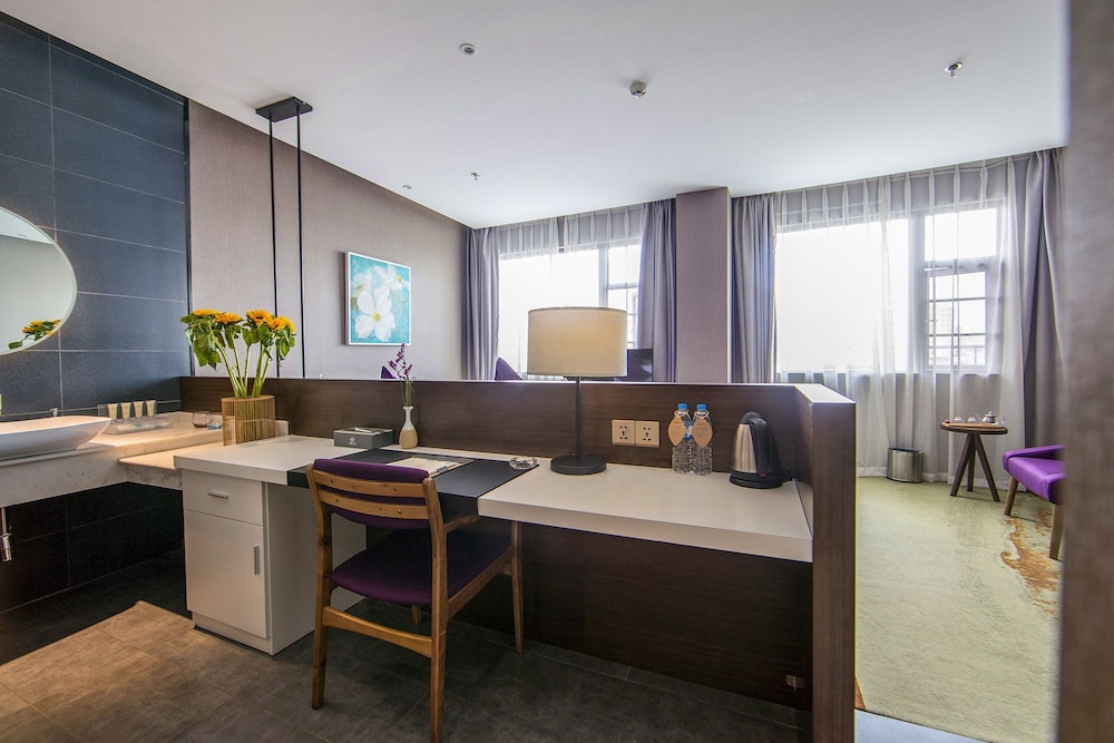 Superior Double Room(Chinese Domestic Guests Only) photo 3