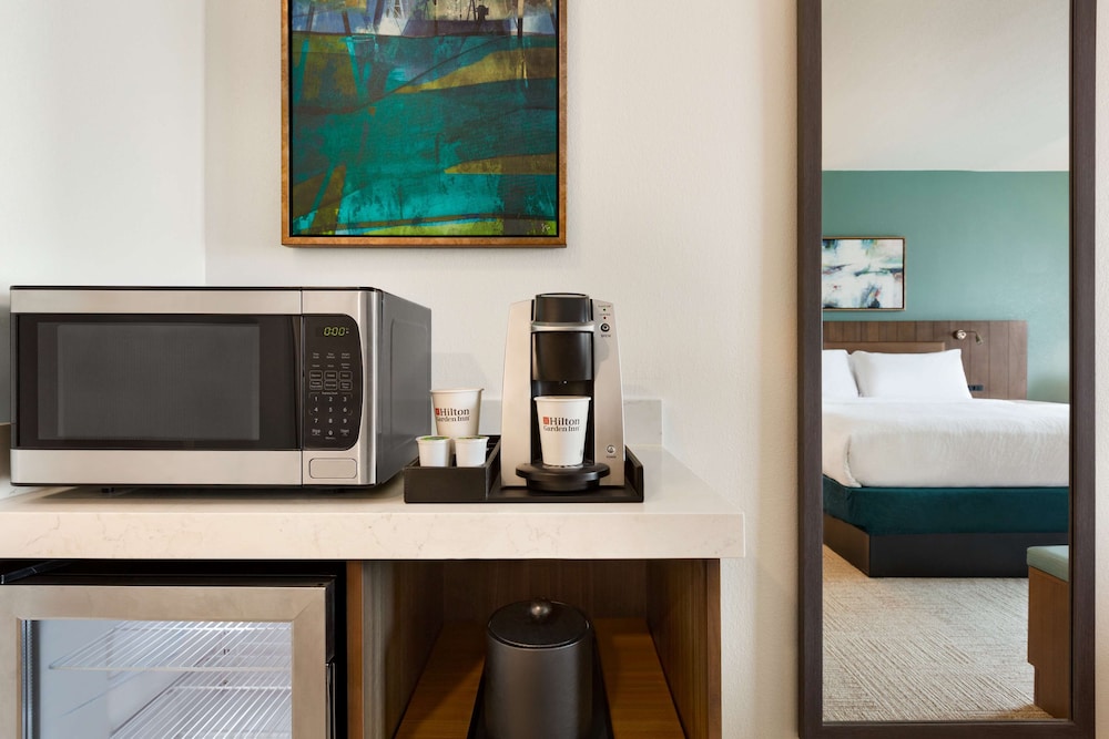 Premium Room, 2 Queen Beds, Accessible (View) - Photo 1