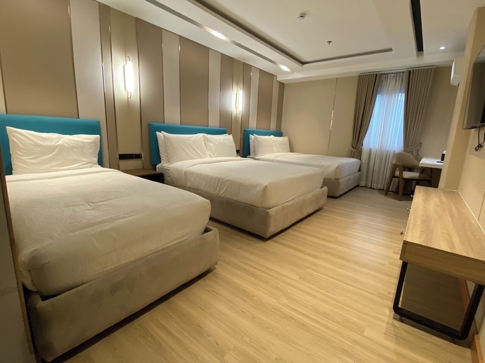 Premier Room