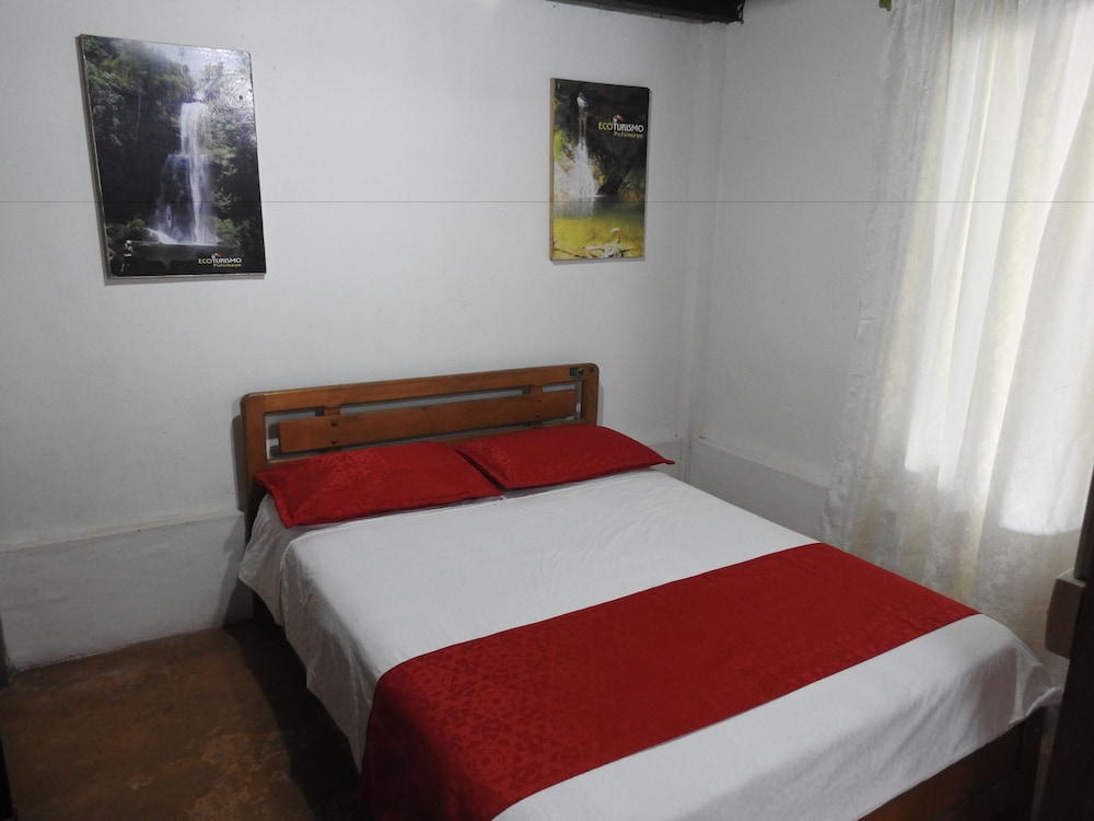 Basic Room, Private Bathroom (1 Bunk Bed) photo 2