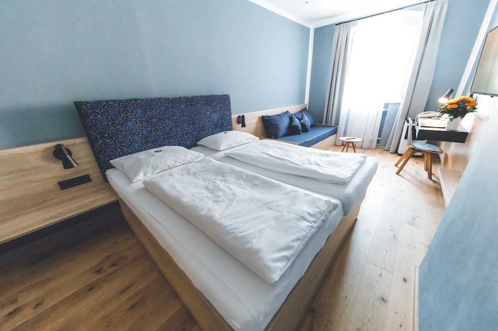 Deluxe Double Room (Plus) - Photo 4