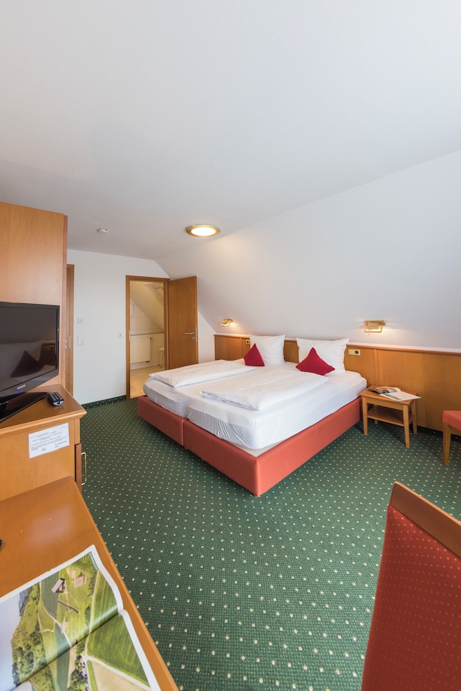 Deluxe Double Room, Garden View photo 1