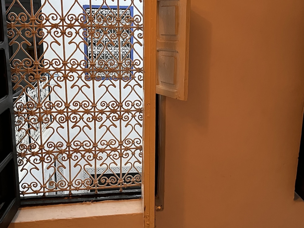 Standard Triple Room - Photo 6