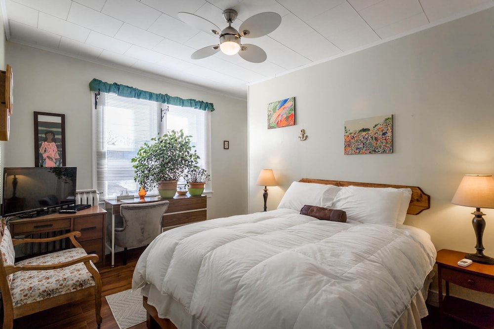 Main House B&B, 1 Queen Bed photo 1