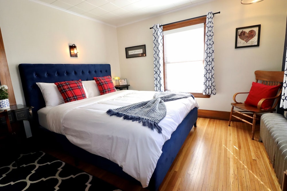 Old Town Room photo 1