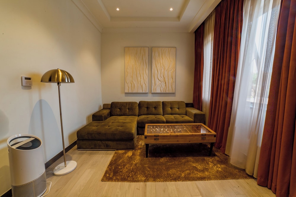 Exclusive Suite
