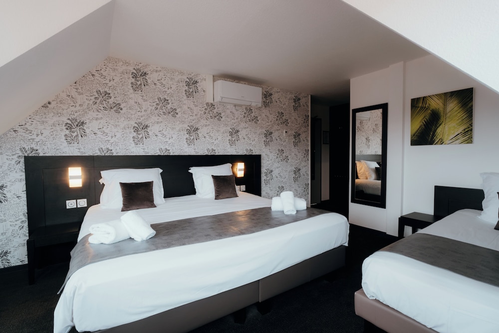 Superior Triple Room - Photo 2