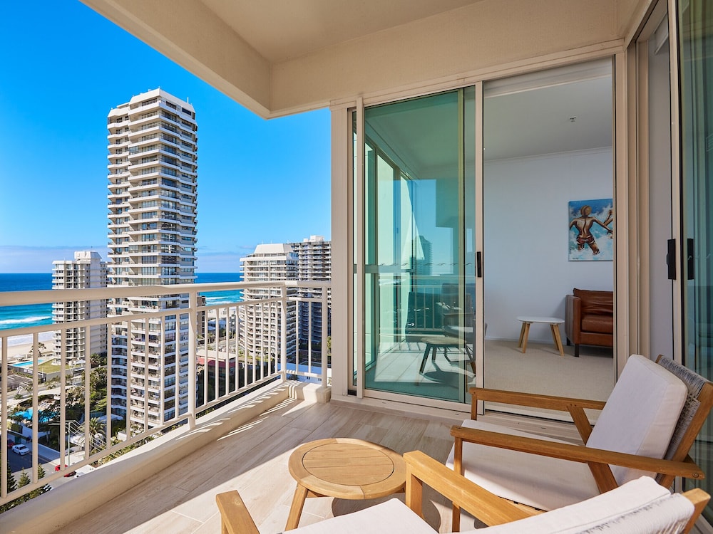 One Bedroom Ocean View Superior Apartment - Photo 15