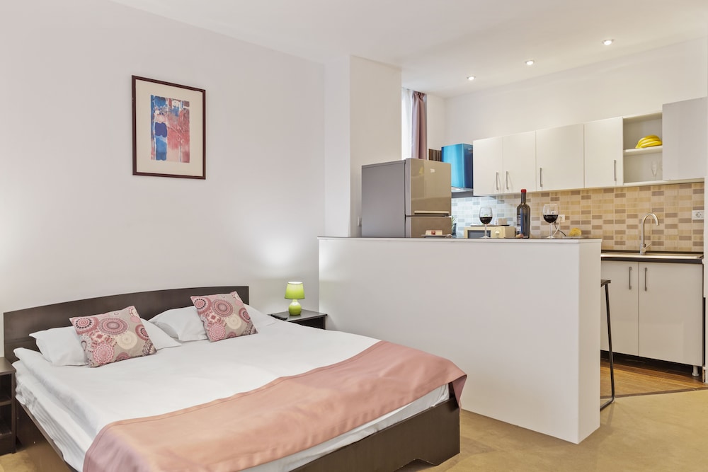 Junior Apartment (Ap. 45)