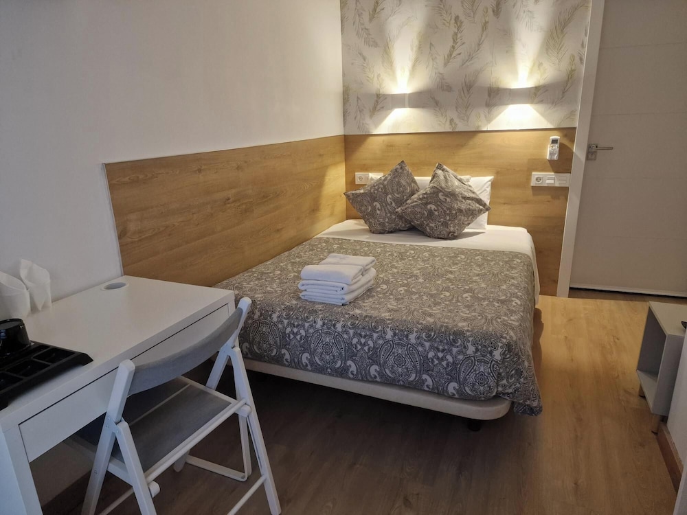 Standard Double Room, Private Bathroom