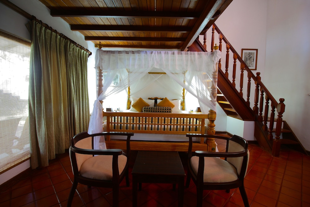 Family Duplex - Photo 3
