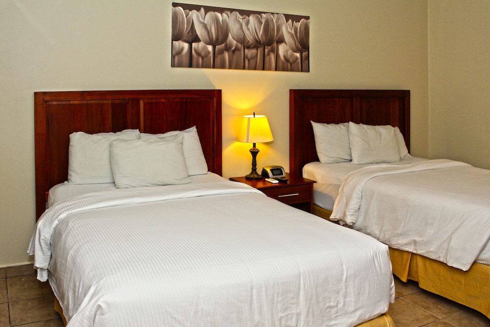 Double Room, 2 Double Beds photo 1