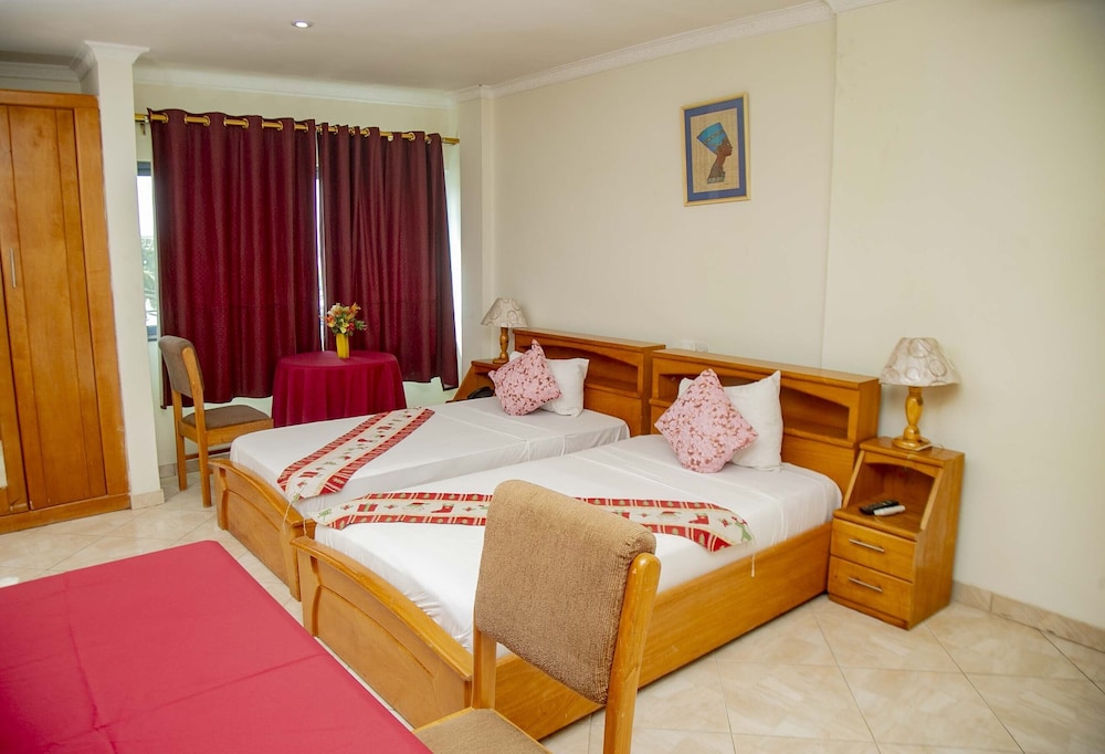 Deluxe Twin Room photo 3