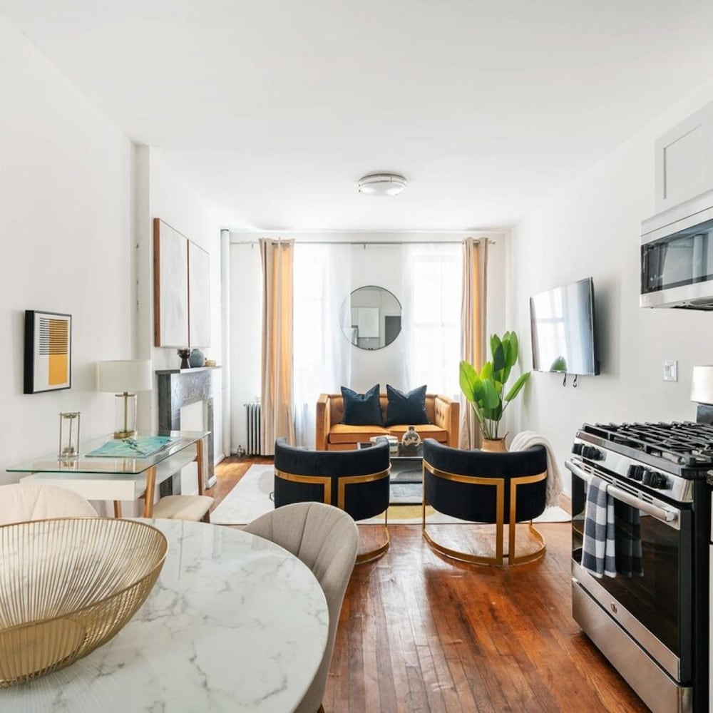 Apartment photo 1