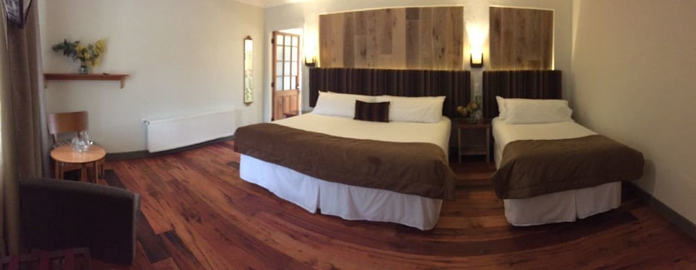 Standard Triple Room photo 2