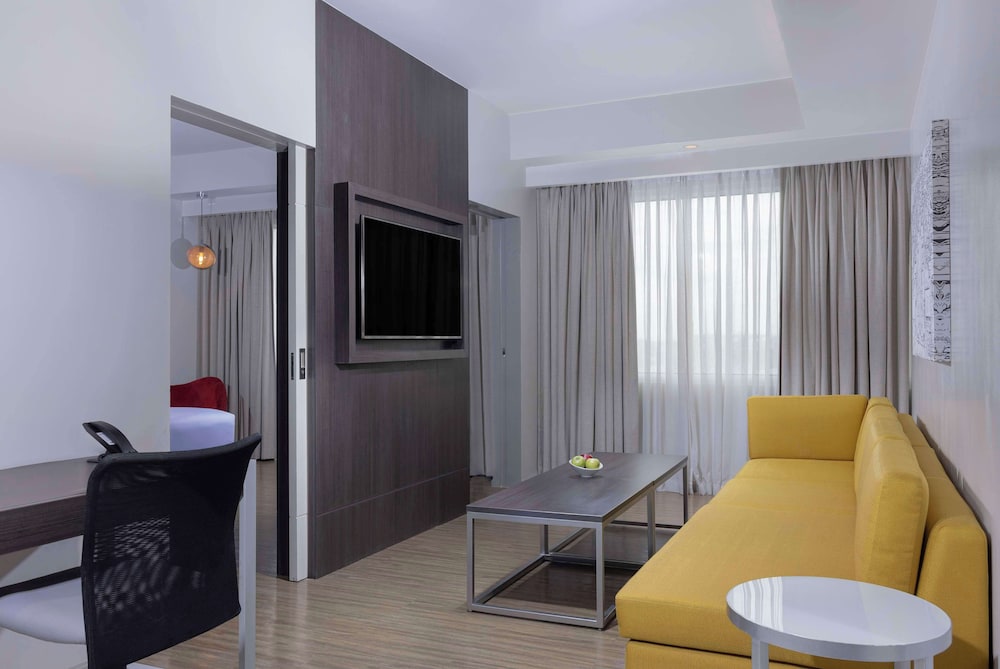 Suite (Room) - Photo 3