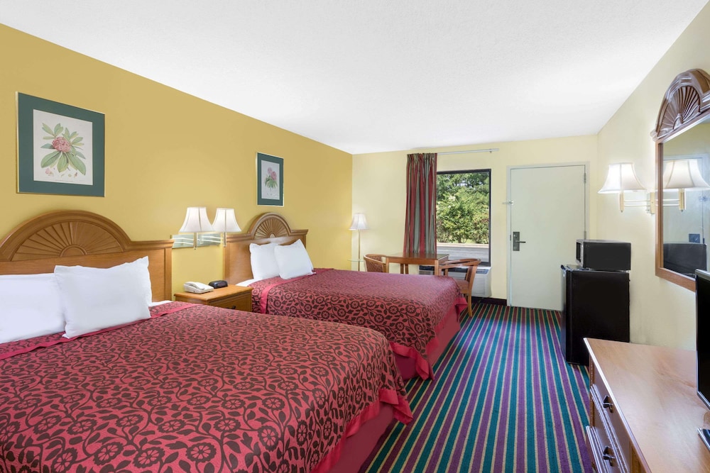 Room, 1 Double Bed - Photo 1