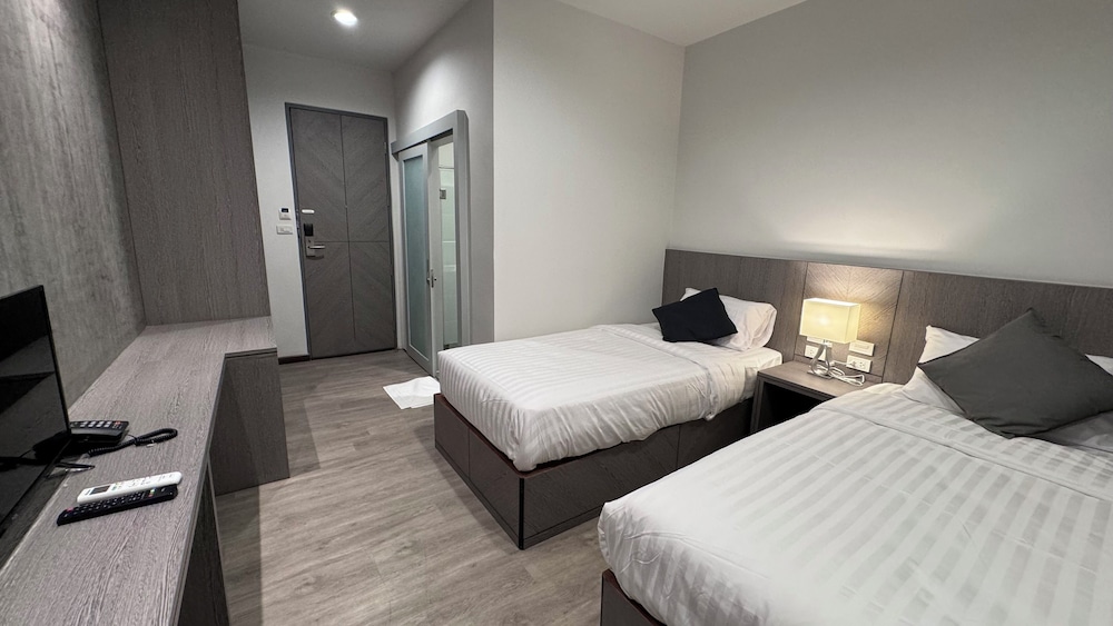 Standard Twin Room photo 3