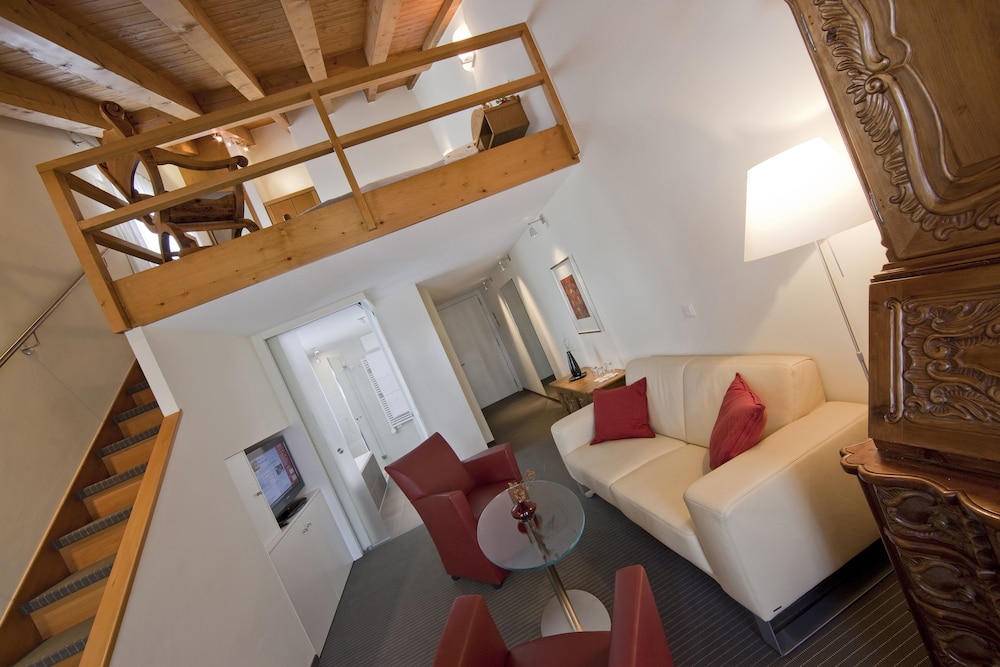 Family Suite (Superior) - Photo 4