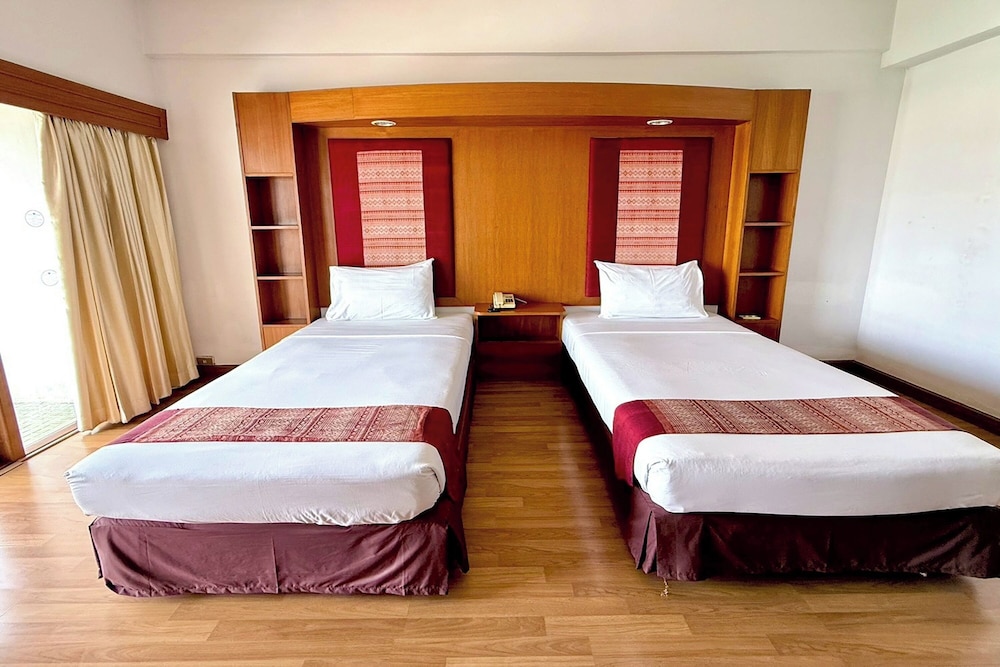 Deluxe Twin Room - Photo 2