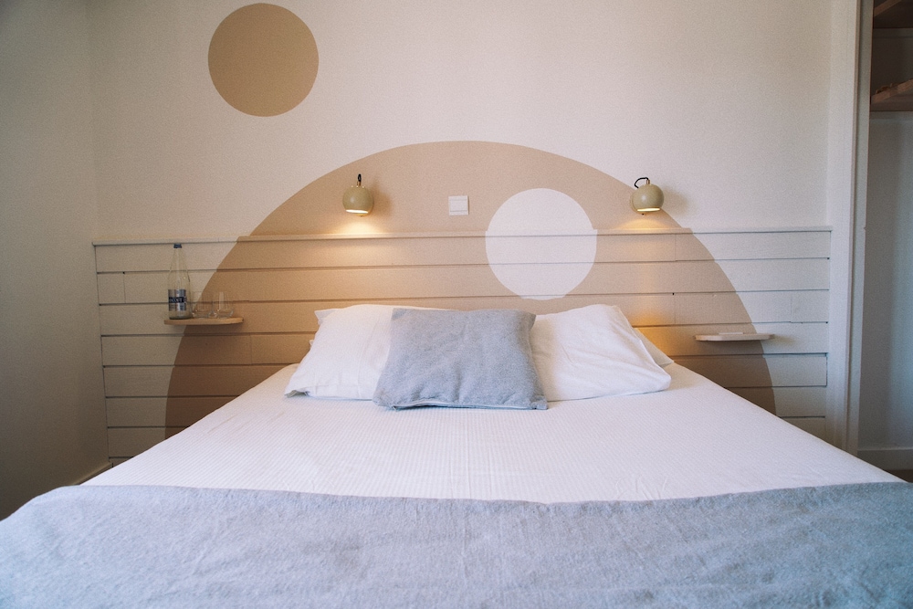 Comfort Quadruple Room, City View