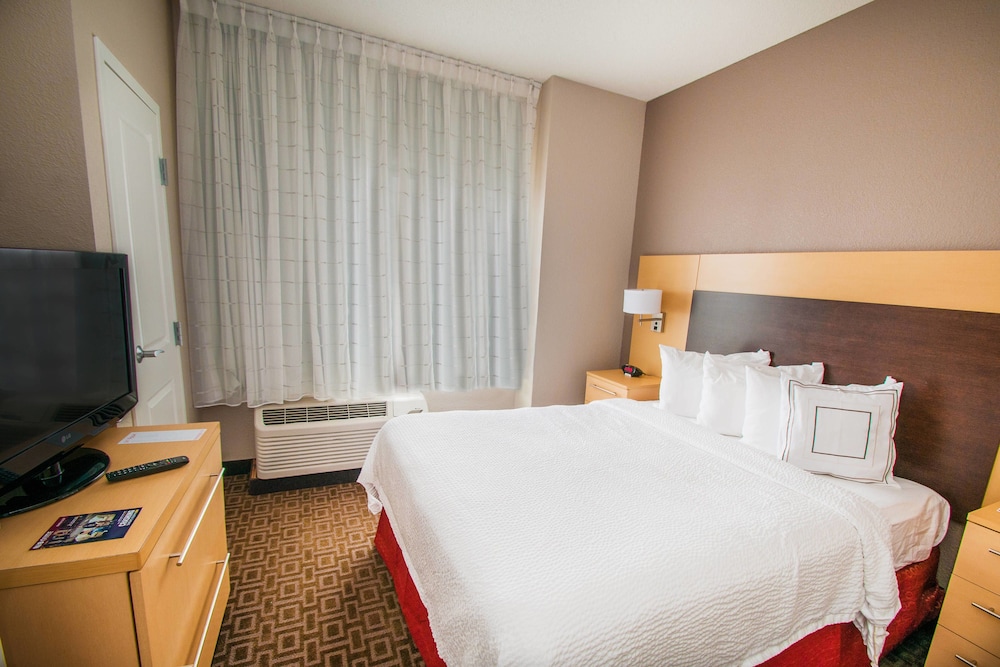 Suite, 2 Bedrooms (Hearing Accessible)