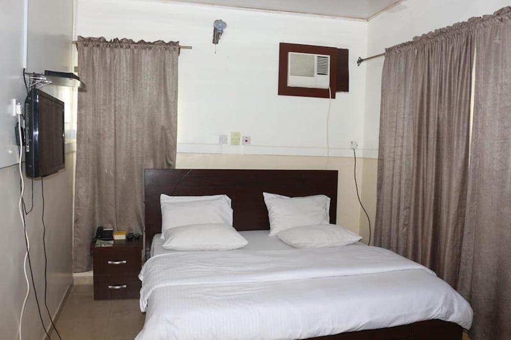 Royal Suite photo 1